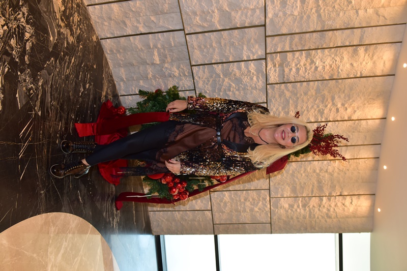 Yeni Y�la ��k Bir Merhaba: Güven Ailesi�nden Deniz Manzaral� Brunch Daveti